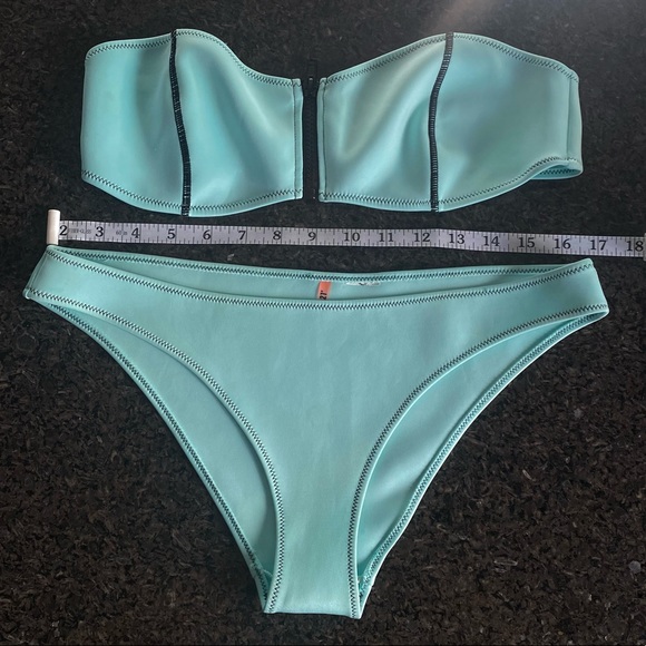 Forever 21 Bikini 💙 - Picture 2 of 2